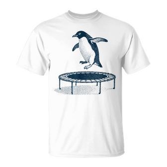 面白いペンギンがトランポリンでジャンプ Tシャツ - Kawaiitshirt