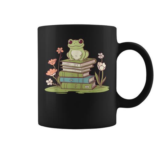 Cottagecore Aesthetics Frog In Flowers On Books Graphic Print Coffee Mug - Bookorys DE