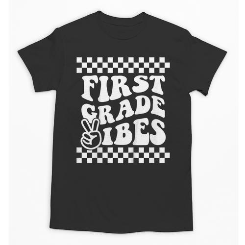 First Day Of First Grade Vibes Girls Back To School Boys Unisex T-Shirt - Savourry