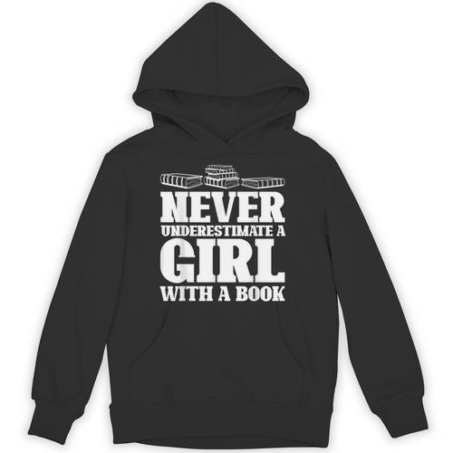 Never Underestimate a Girl With a Book Aesthetic Graphic Unisex Hoodie - Bookorys DE