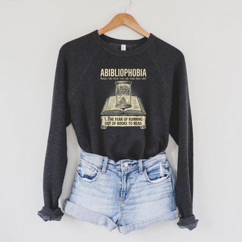 Abibliophobia Reading Bookworm Books Reader Raglan Sleeve Sweatshirt - Bookorys UK