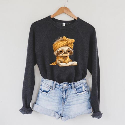 Baby Sloth Open Book Reading Animal Lover Graphic Portrait Raglan Sleeve Sweatshirt - Bookorys DE