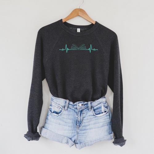 Book Reader Heartbeat Shirt Reading Lover Bookworm Raglan Sleeve Sweatshirt - Bookorys DE