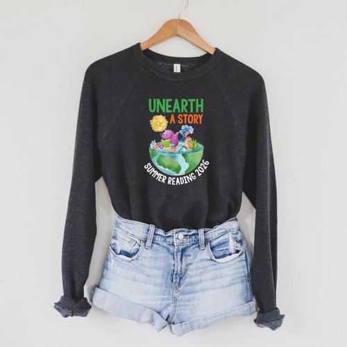 Unearth A Story Summer Reading Program 2026 Animals Book Raglan Sleeve Sweatshirt - Bookorys DE
