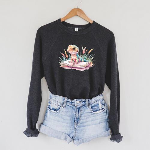 Watercolor Lizzard Reading Book Cute Kids Raglan Sleeve Sweatshirt - Bookorys UK