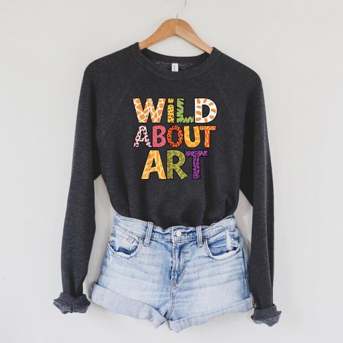 Wild About Art Books Animal Safari Children's Art Teacher Raglan Sleeve Sweatshirt - Bookorys
