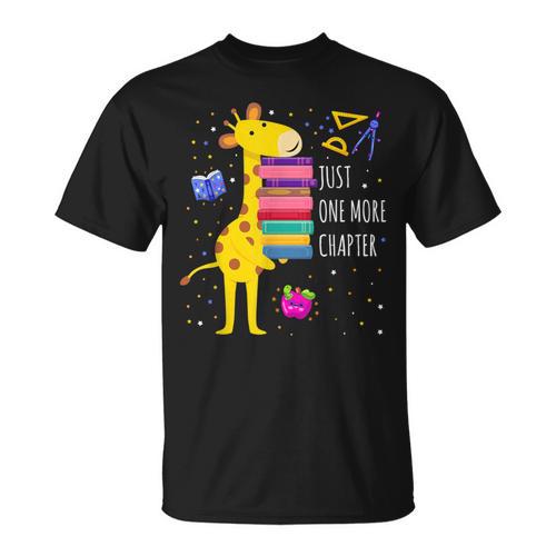 Just One More Chapter Cute Giraffe Book Reading Nerd T-Shirt - Bookorys DE