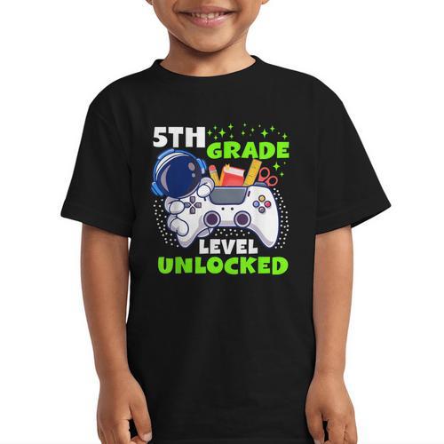 Back To School 5th Grade Level Unlocked Gamer Boys Kids Graphic Kid T-Shirt - Savourry