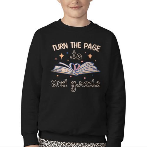 2nd Grade Book Lover Book Nerd Back To School Youth Crewneck Sweatshirt - Savourry