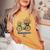 オランダの風車 チューリップフィールド オランダ 春の花 バイク レディースオーバーサイズコンフォートTシャツ Mustard オランダの風車 チューリップフィールド オランダ 春の花 バイク レディースオーバーサイズコンフォートTシャツ Mustard