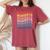 Mooneye Groovy レトロフィッシュ レディースオーバーサイズコンフォートTシャツ Crimson Mooneye Groovy レトロフィッシュ レディースオーバーサイズコンフォートTシャツ Crimson