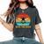 Save The Bees レトロスタイル 気候変動ave The Queen レディースオーバーサイズコンフォートTシャツ Pepper