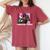 Forever Young Horse、競馬、デルマール、サンタアニタ 長袖tシャツ レディースオーバーサイズコンフォートTシャツ Crimson Forever Young Horse、競馬、デルマール、サンタアニタ 長袖tシャツ レディースオーバーサイズコンフォートTシャツ Crimson