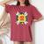 Quilters クラシック風防キルトブロック 花柄パッチワーク レディースオーバーサイズコンフォートTシャツ Crimson Quilters クラシック風防キルトブロック 花柄パッチワーク レディースオーバーサイズコンフォートTシャツ Crimson