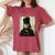 エドゥアール・マネ スミレの花束とベルテ・モリゾ レディースオーバーサイズコンフォートTシャツ Crimson エドゥアール・マネ スミレの花束とベルテ・モリゾ レディースオーバーサイズコンフォートTシャツ Crimson