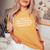 I Have 32 Restraining Orders Filled Against Me Offensiveギフト レディースオーバーサイズコンフォートTシャツ Mustard