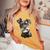 シュナウザー 顔 かわいい 犬好き 男性 女性 黒 白 レディースオーバーサイズコンフォートTシャツ Mustard シュナウザー 顔 かわいい 犬好き 男性 女性 黒 白 レディースオーバーサイズコンフォートTシャツ Mustard