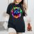 カラフル ペキニーズ犬の顔 かわいい 子犬好き 男性 女性 黒 レディースオーバーサイズコンフォートTシャツ 黒 カラフル ペキニーズ犬の顔 かわいい 子犬好き 男性 女性 黒 レディースオーバーサイズコンフォートTシャツ 黒