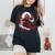 女の子 刀 刀 侍 ヴィンテージ 戦闘機 レトロ デザイン レディースオーバーサイズコンフォートTシャツ 黒 女の子 刀 刀 侍 ヴィンテージ 戦闘機 レトロ デザイン レディースオーバーサイズコンフォートTシャツ 黒