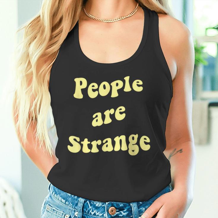 Awesome People Aretrangeong 歌詞にインスパイアされた タンクトップ