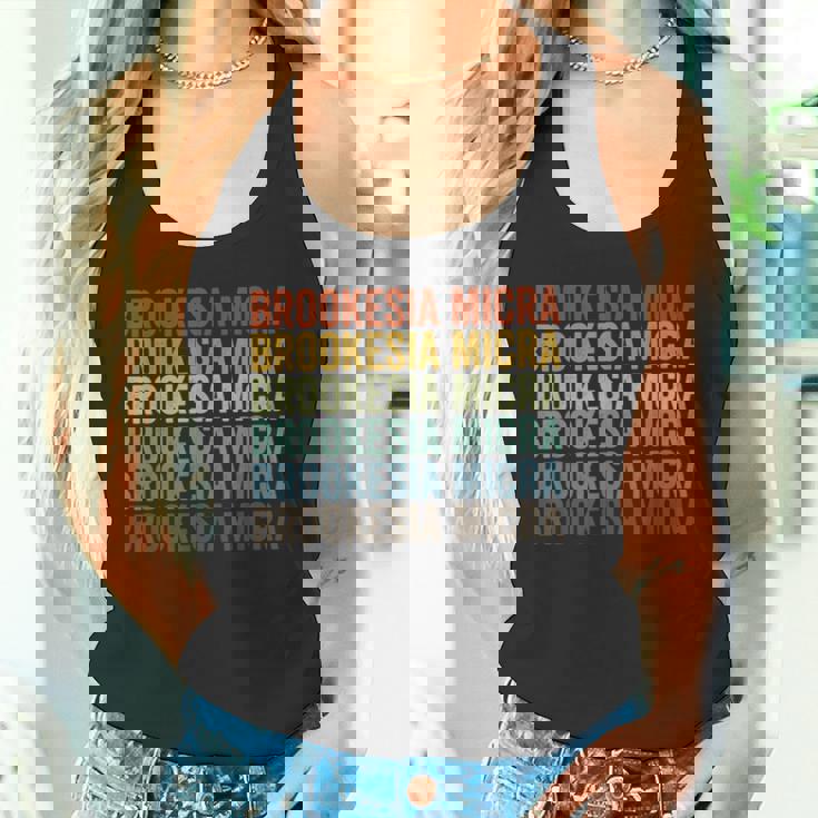 Brookesia マイクラレトロ タンクトップ