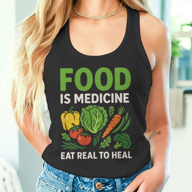 Food Is Medicineの栄養士、自然療法医栄養士へのギフト 長袖tシャツ タンクトップ