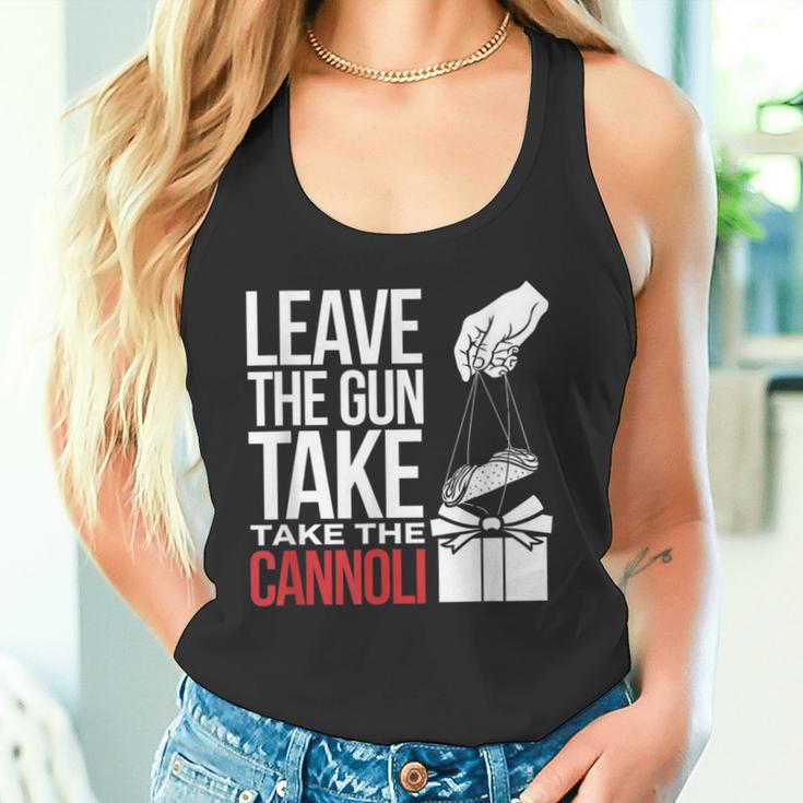 Leave The Gun Take The Cannoli メンズ レディース イタリア国旗 タンクトップ