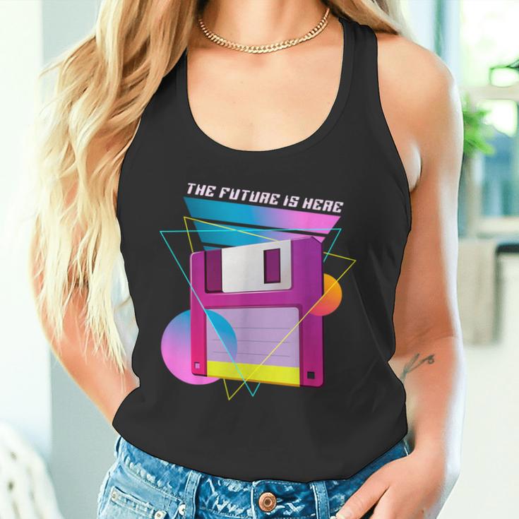 The Future Is Here フロッピーディスクディスクディスクレトロ80年代vaporwave タンクトップ