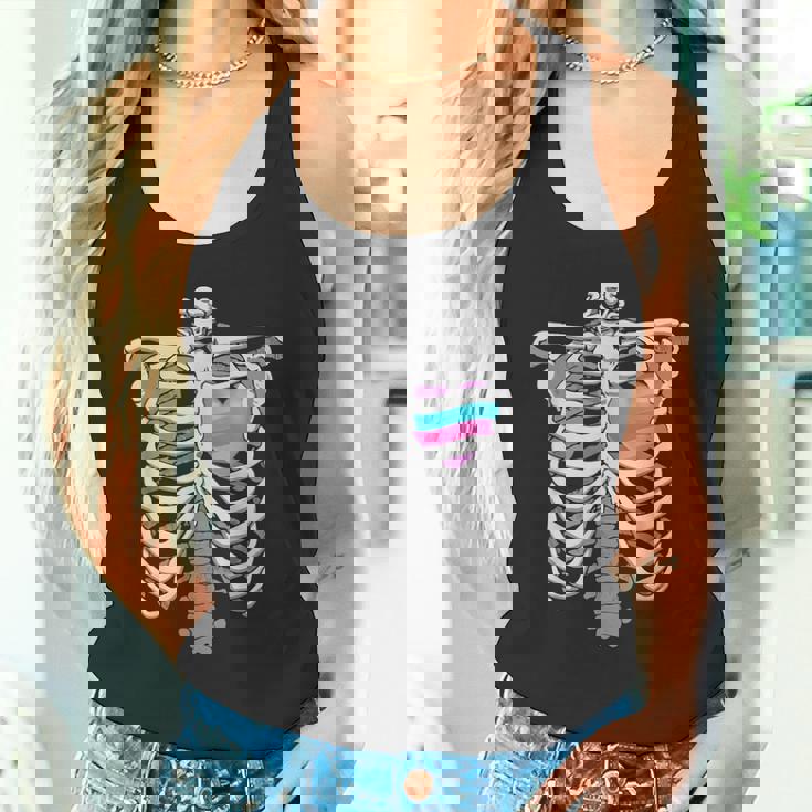 Intersex 心臓骨 誇り 両性的なプライドへのギフト タンクトップ