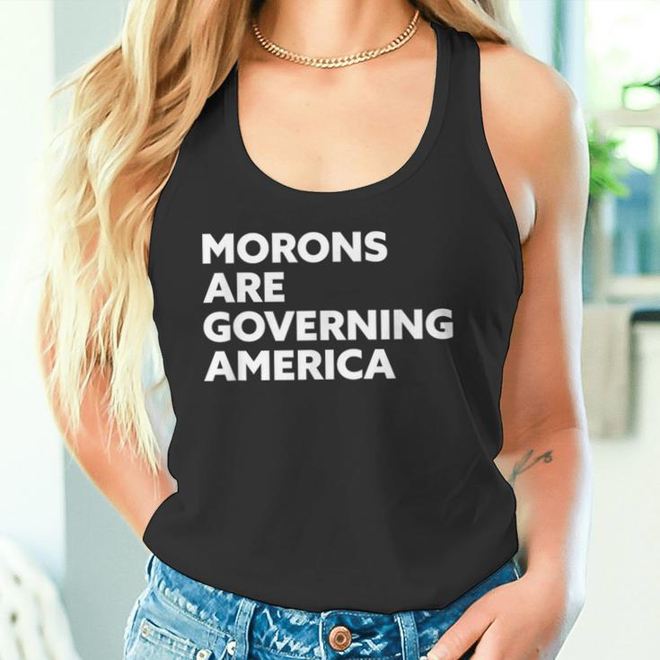 Morons Are Governing America タンクトップ