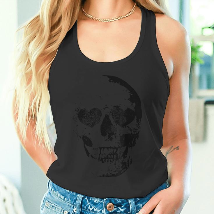 Skull With Hearthaped Eyes タンクトップ