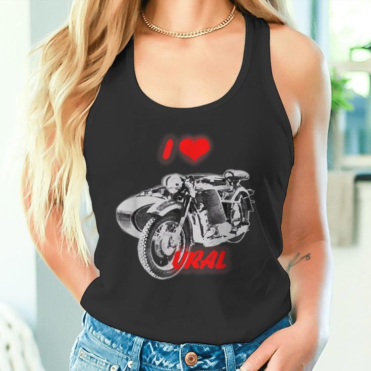 ロシアのレトロなオートバイ愛好家のためのi Love Ural タンクトップ
