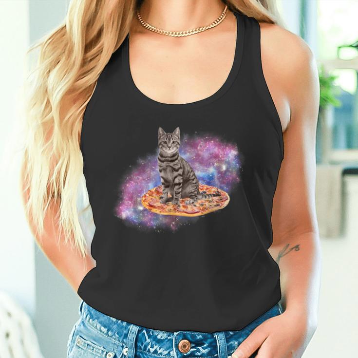 宇宙の猫とピザ タンクトップ