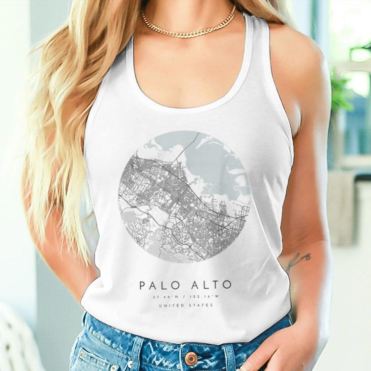 Palo Alto カリフォルニア コーディネート 地図 故郷 タンクトップ
