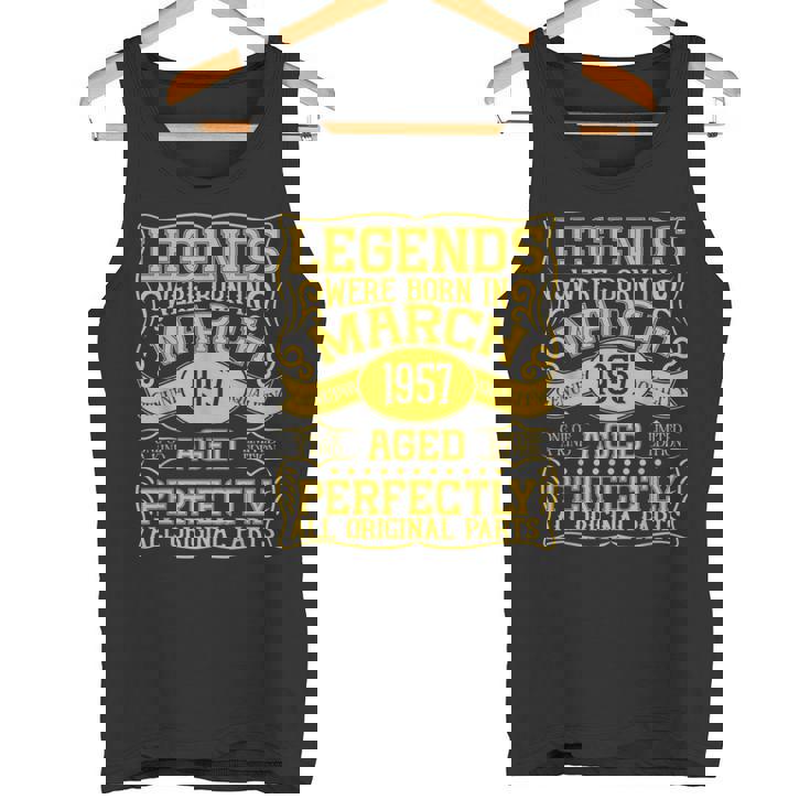69歳の誕生日伝説は1957年3月に誕生しました。 タンクトップ