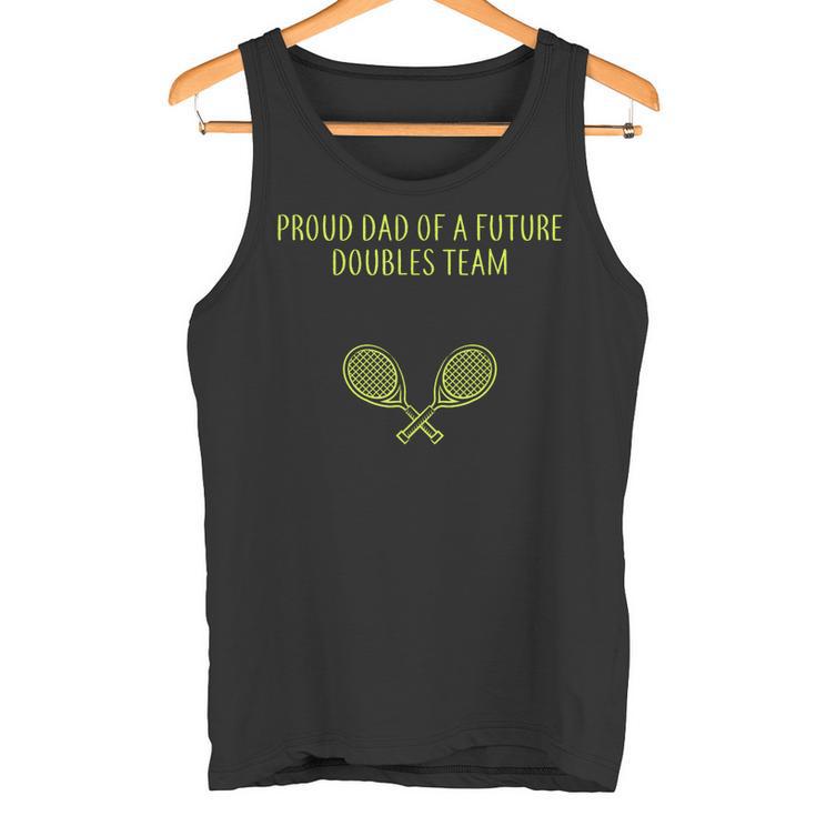Fiero Papà Di Un Futuro Doppio Team Identico Twins Tennis Canotta