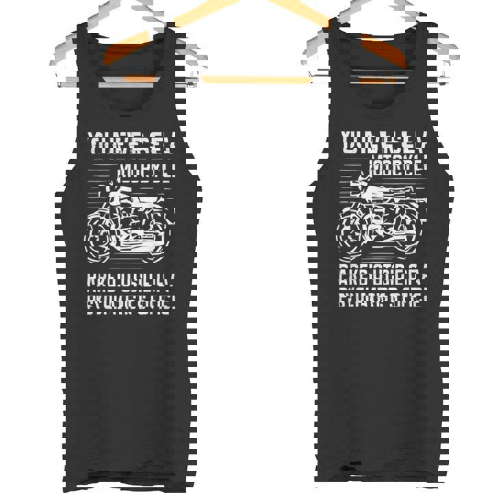 精神科医の外にバイクが停まっているのを見たことはありません タンクトップ