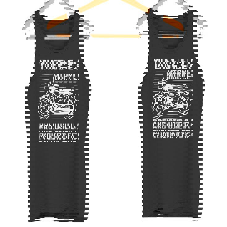 精神科医の外にバイクが停まっているのを見たことはありません 長袖tシャツ タンクトップ