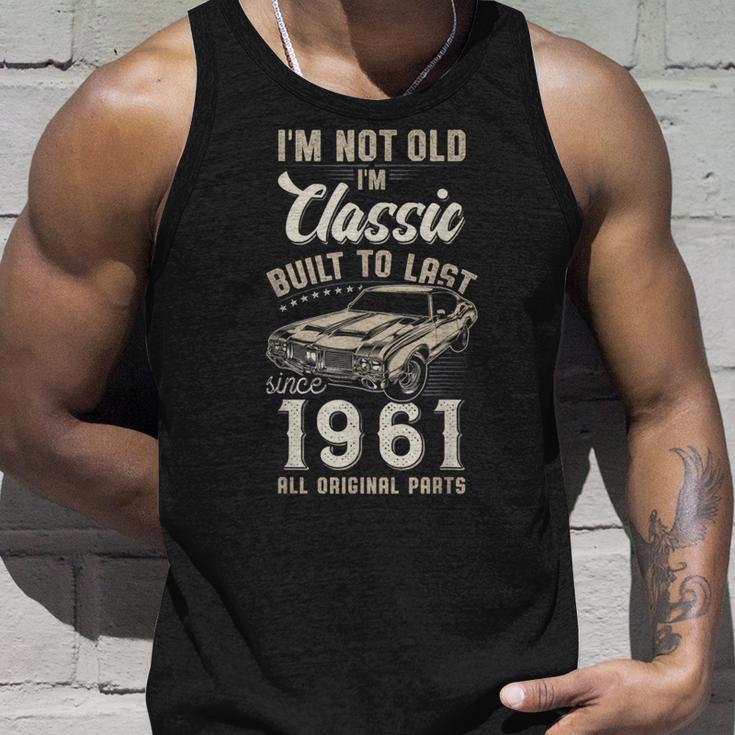 65歳の誕生日 1961年生まれのクラシックカー タンクトップ 彼への贈り物