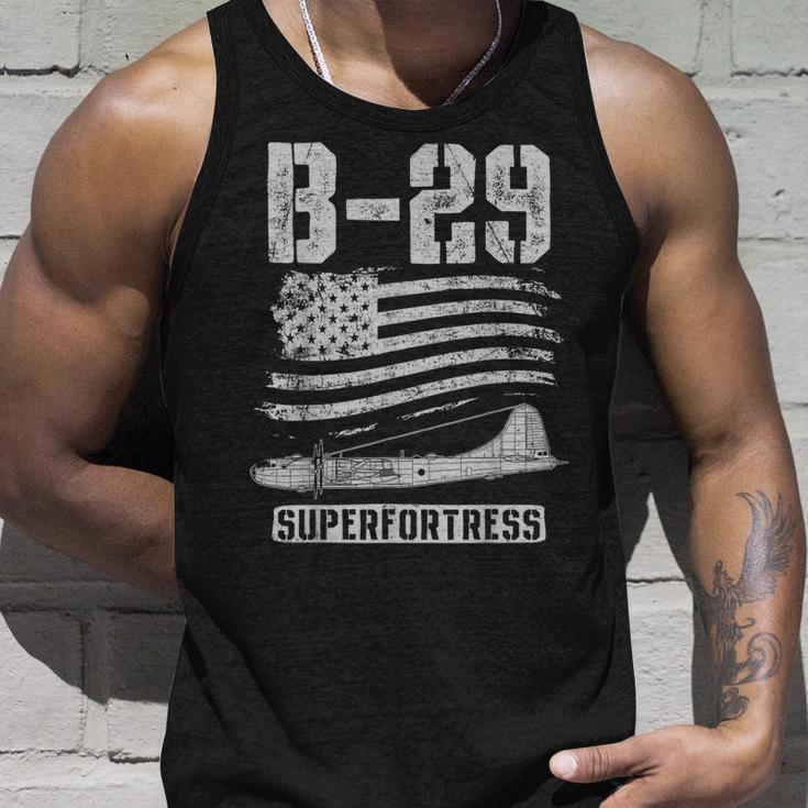 B-29Uperfortress Bomber Airplane Pilot World War Ii タンクトップ 彼への贈り物