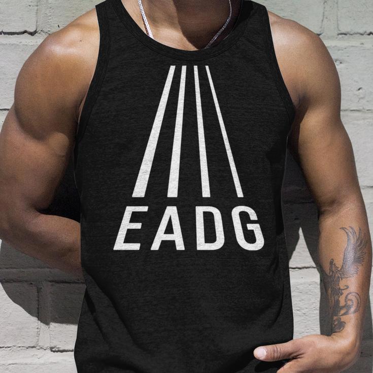 Eadg 4弦 ベースギタープレーヤー ベーシストパースペクティブ 長袖tシャツ タンクトップ 彼への贈り物