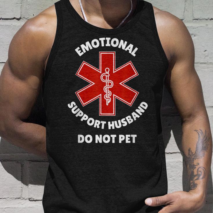 Emotionalupport Husband Do Not Pet タンクトップ 彼への贈り物