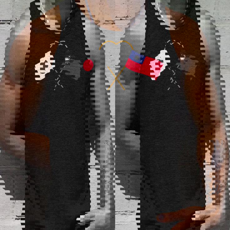 Japanese Flag Taiwanese Flag 台湾の遺産 台湾のルーツ 日本の国旗 台湾の国旗 タンクトップ 彼への贈り物