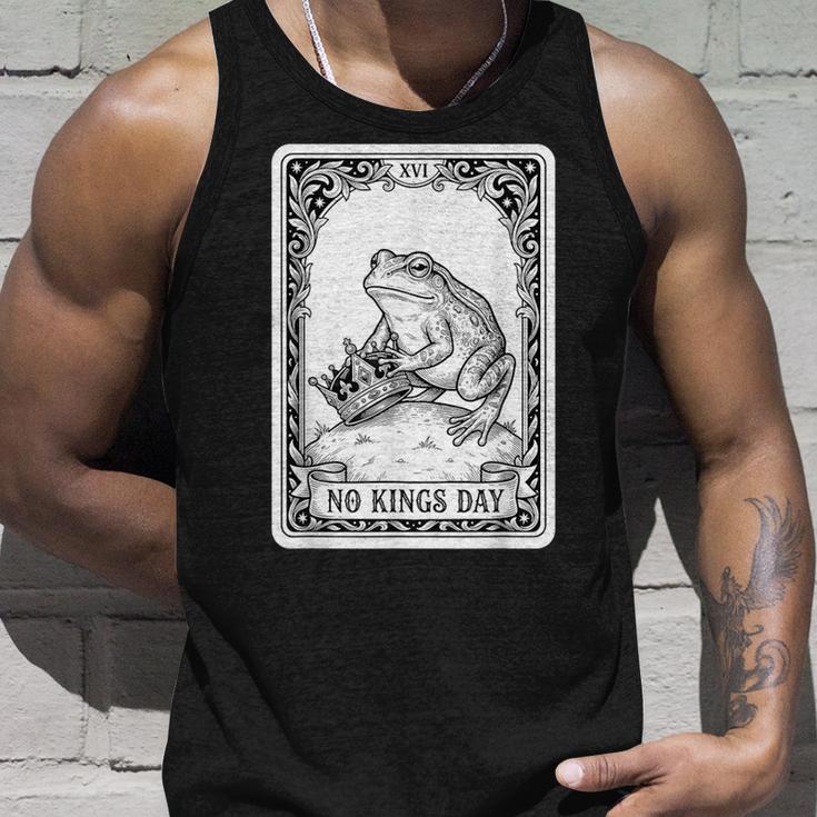 No Kings Day タロットカード カエル タンクトップ 彼への贈り物