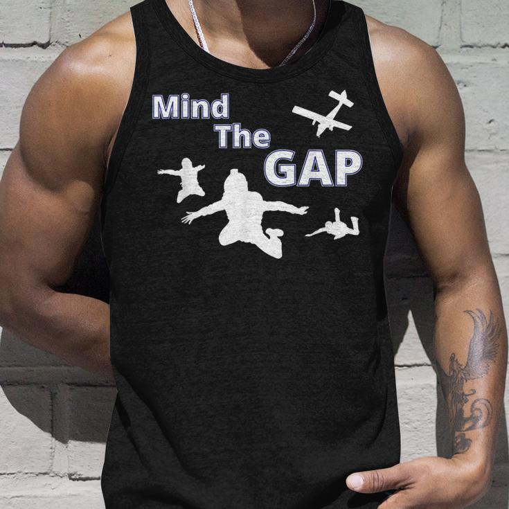Sky Diving Mind The Gap 面白いスカイダイバー タンクトップ 彼への贈り物