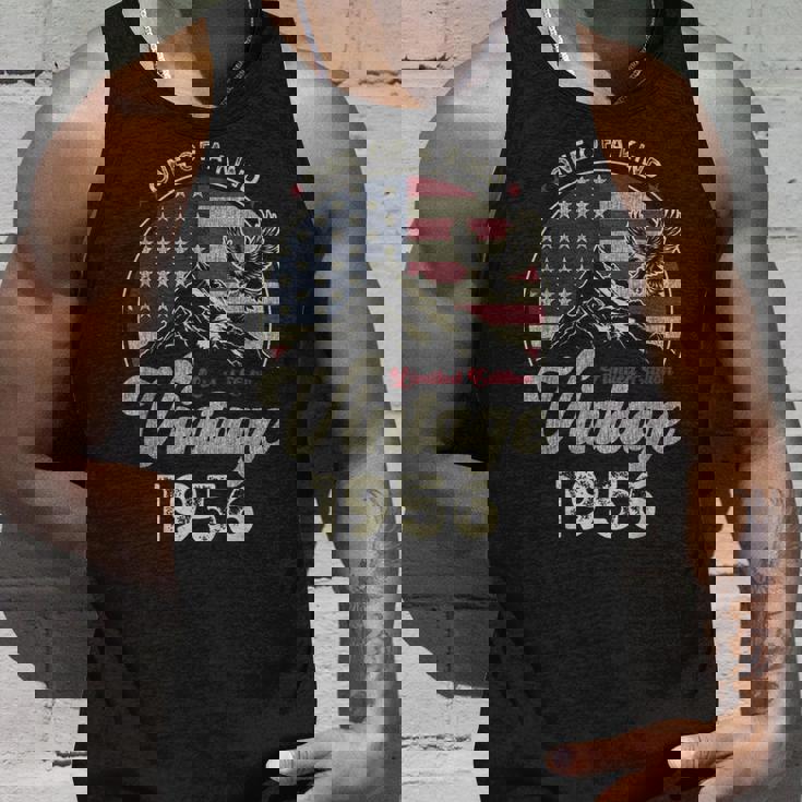 Vintage 1956 愛国的なイーグル、70歳の誕生日、アメリカ国旗 タンクトップ 彼への贈り物