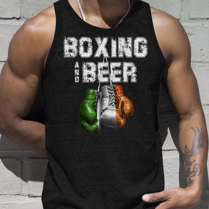 アイルランドのボクシングとビール 面白いアイルランド国旗tシャツ タンクトップ 彼への贈り物