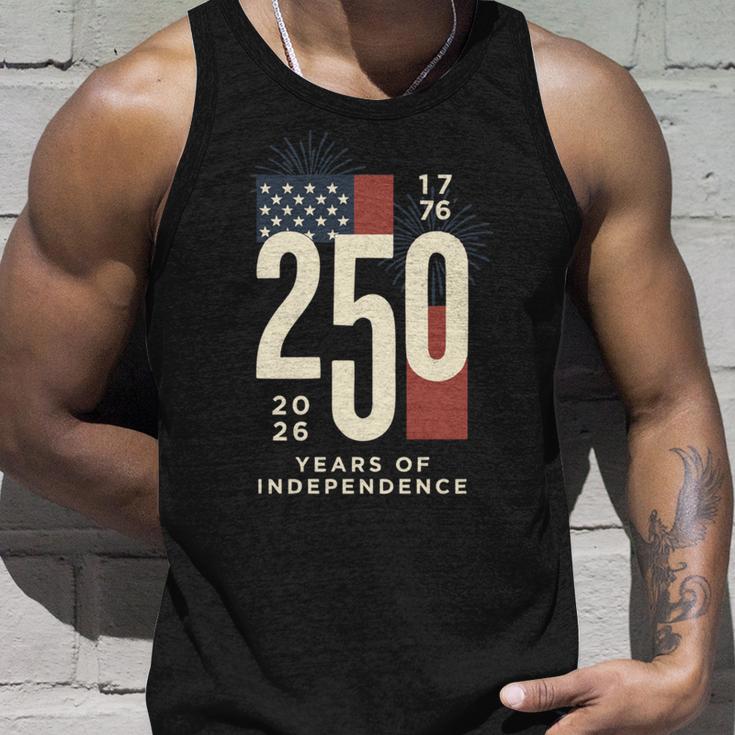 アメリカ250周年記念 愛国心が強い7月4日 250年 長袖tシャツ タンクトップ 彼への贈り物