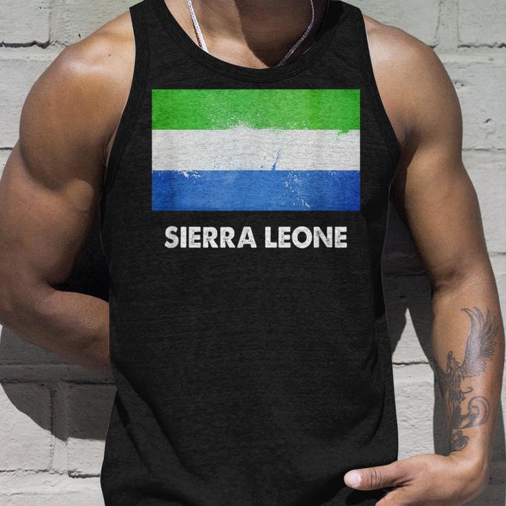 シエラレオネ国旗tシャツ タンクトップ 彼への贈り物