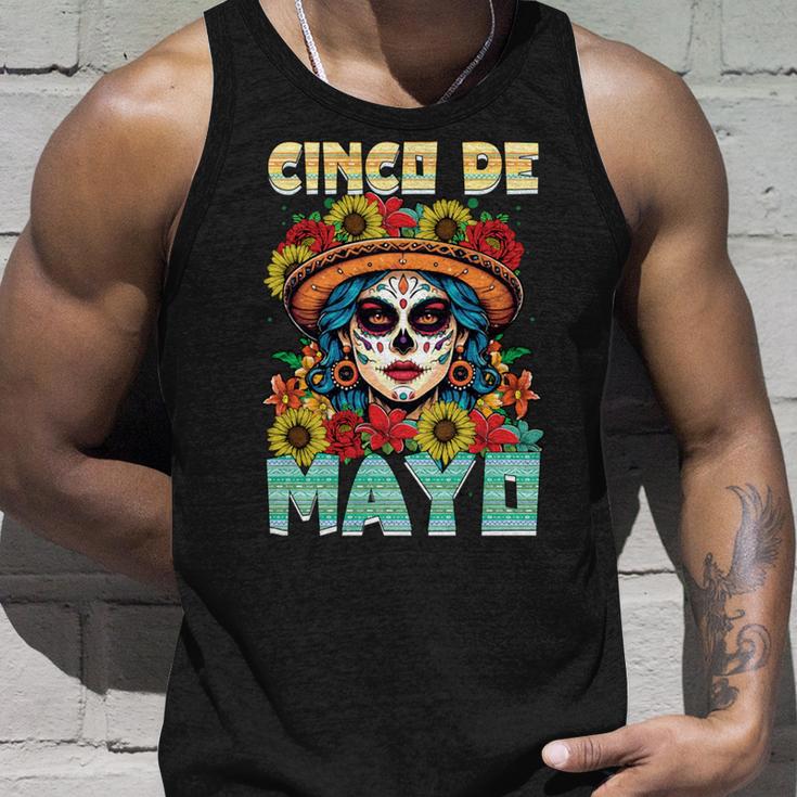 シンコ デ マヨ スケルトン ラ カトリーナ カラベラ フローラル メキシカン 長袖tシャツ タンクトップ 彼への贈り物